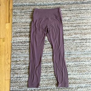 Lululemon mauve leggings!
